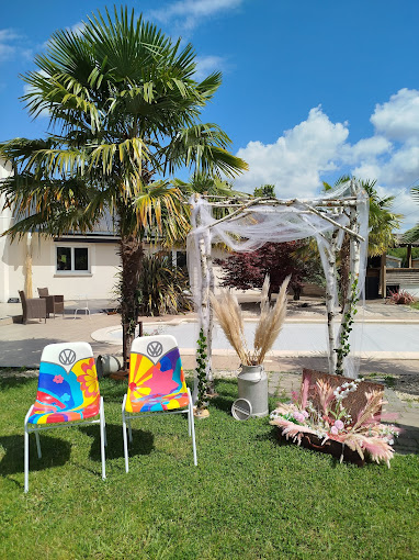 Arche de cérémonie de mariage colorée